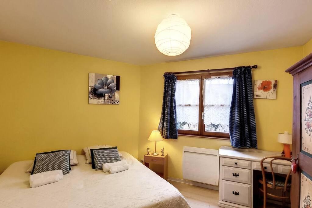 Chez Romane - Appartement Avec Parking 리크위르 외부 사진